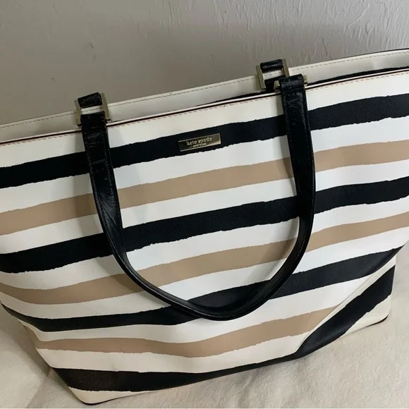 Kate Spade Jules Grant Street Tote Grainy Vinyl Striped PreOwned Slight Wear - Picture 1 of 14
